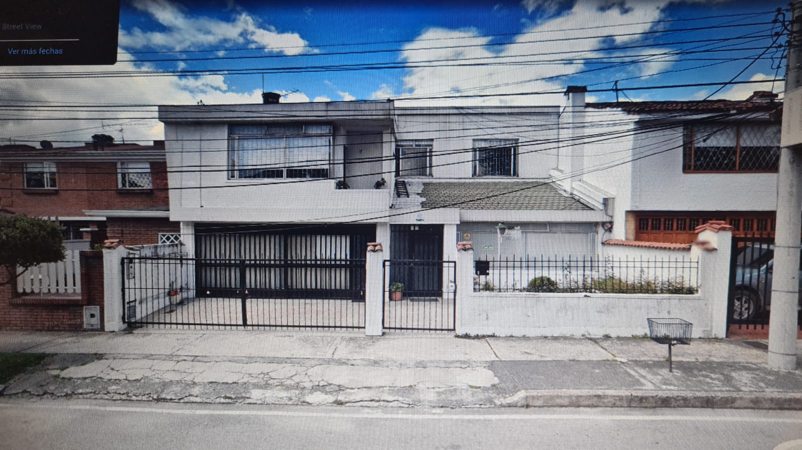 Casa con fachada sin remodelar